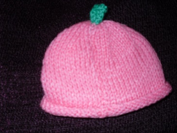 Handknitted hat 3-5lb in Pink